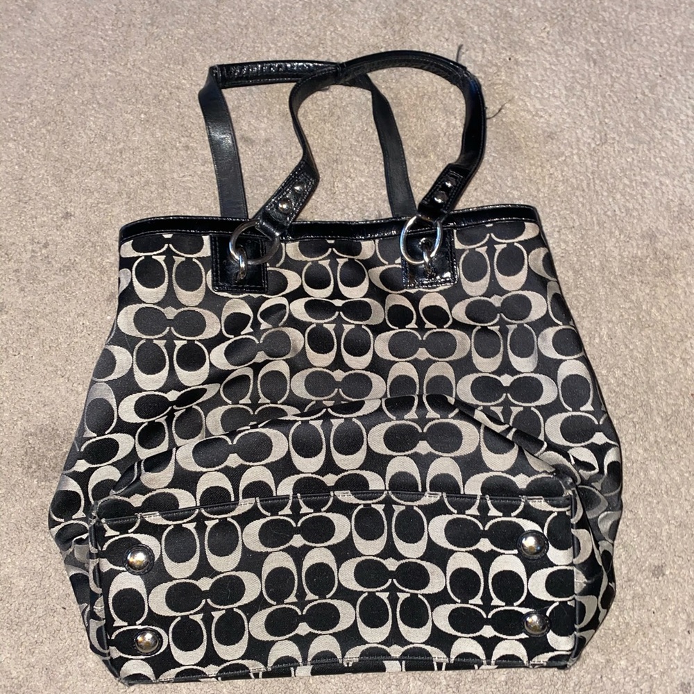 Coach Black and Silver “C” logo tote VGUC - Picture 2 of 8